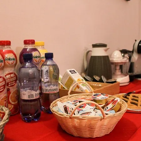 Del Viale Bed and Breakfast 3*